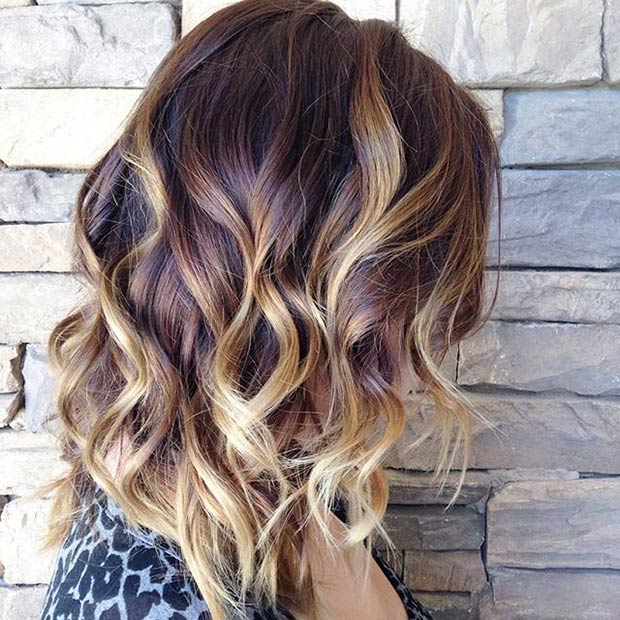 Reddish Brown Roots Blonde Highlights Ombre Hair With Waves Capellistyle