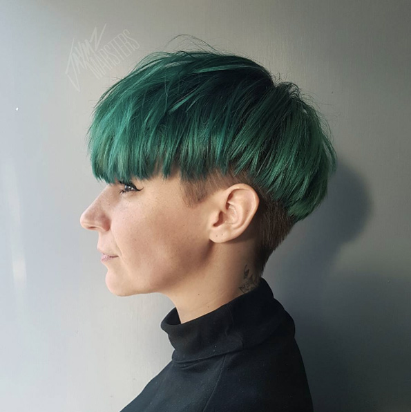 9 green  bowl  cut  CapelliStyle