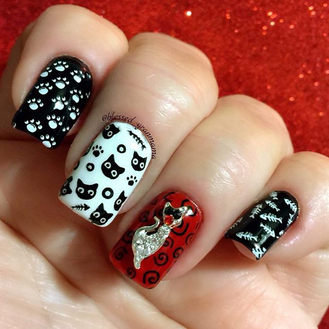 Manicure gatti