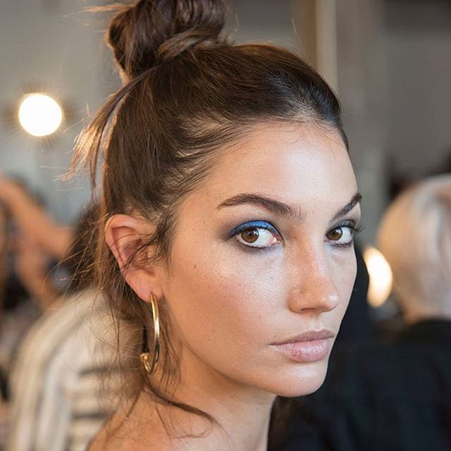 chignon spettinato