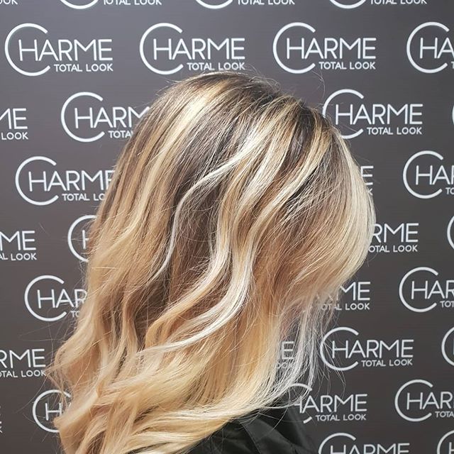 capelli-mossi